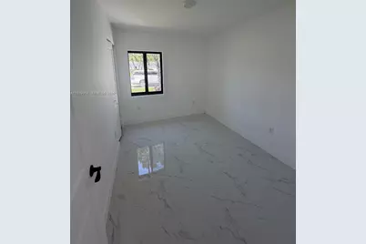 1861 NW 163rd St, Miami Gardens, FL 33054 - Photo 9