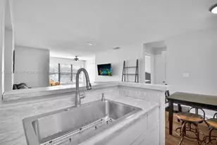 2866 S University Dr, Davie, FL 33328 - Photo 11