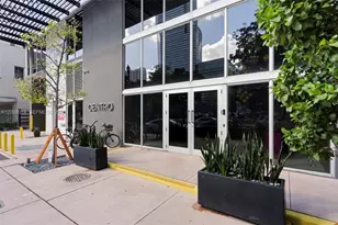 151 SE 1st St, Miami, FL 33131 - Photo 25
