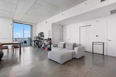 151 SE 1st St #3102, Miami, FL 33131 - Photo 3