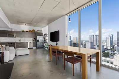 151 SE 1st St #3102, Miami, FL 33131 - Photo 7