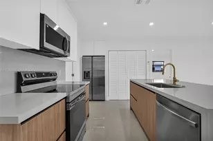 18510 NW 42nd Pl, Miami Gardens, FL 33055 - Photo 11