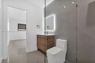 18510 NW 42nd Pl, Miami Gardens, FL 33055 - Photo 27