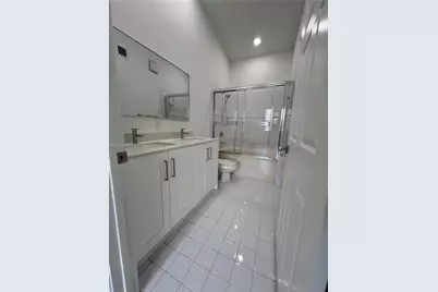 18739 SW 28th St, Miramar, FL 33029 - Photo 23