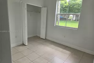1539 SE 27th St, Homestead, FL 33035 - Photo 13