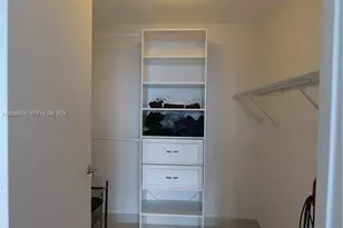 465 Brickell Ave, Miami, FL 33131 - Photo 15