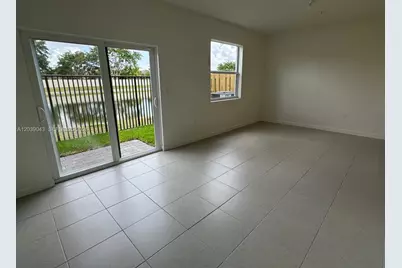 18402 SW 2nd St, Pembroke Pines, FL 33029 - Photo 7
