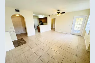 705 Belmont Ln #705, North Lauderdale, FL 33068 - Photo 3