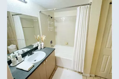 705 Belmont Ln #705, North Lauderdale, FL 33068 - Photo 15