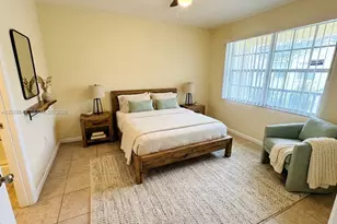 705 Belmont Ln, North Lauderdale, FL 33068 - Photo 11