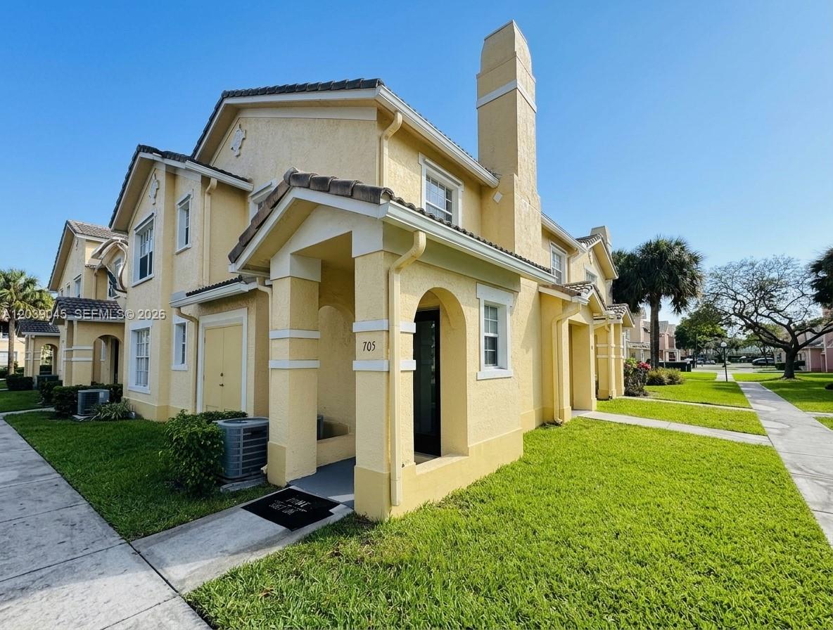 705 Belmont Ln #705 - 705 Belmont Ln #705, North Lauderdale, FL 33068 Luxury Property | Jose Angel Pina
