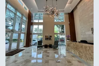 31 SE 5th St #705, Miami, FL 33131 - Photo 1