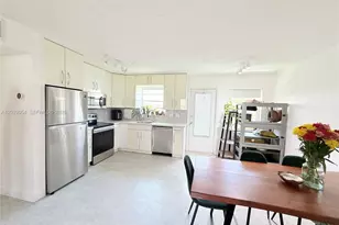 1722 Mayo St, Hollywood, FL 33020 - Photo 9