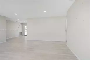 10051 SW 13th Terrace, Miami, FL 33174 - Photo 5