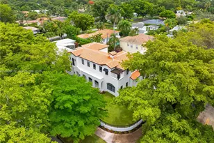 5111 Alhambra Cir, Coral Gables, FL 33146 - Photo 3