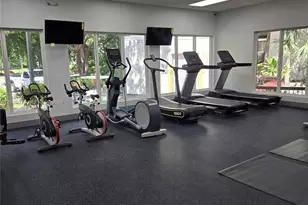 16919 N Bay Rd, Sunny Isles Beach, FL 33160 - Photo 33