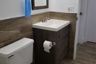 8075 NW 7th St, Miami, FL 33126 - Photo 3