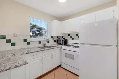 2151 NW 64th Ave, Sunrise, FL 33313 - Photo 5