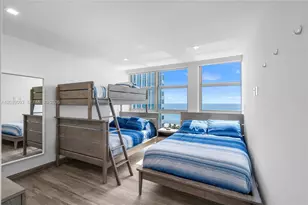 5055 Collins Ave, Miami Beach, FL 33140 - Photo 11