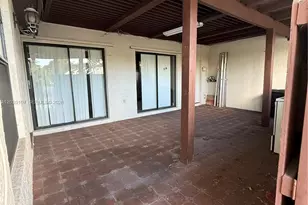 9700 NW 6th Ln, Miami, FL 33172 - Photo 5