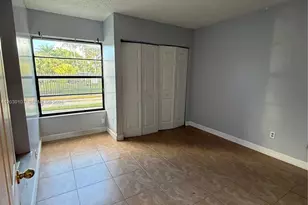 9700 NW 6th Ln, Miami, FL 33172 - Photo 9