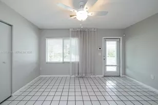 1029 NE 113th St, Biscayne Park, FL 33161 - Photo 3