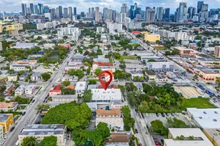 1021 NW 1st St, Miami, FL 33128 - Photo 3