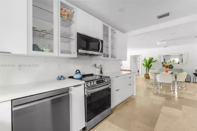 8920 NE 9th Ct, Miami, FL 33138 - Photo 7