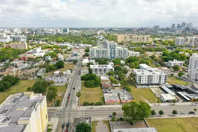 761 NW 1st St, Miami, FL 33128 - Photo 15