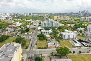 761 NW 1st St, Miami, FL 33128 - Photo 15