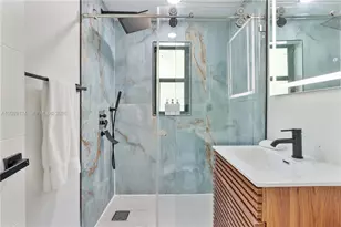 8270 NE 1st Pl, Miami, FL 33138 - Photo 27