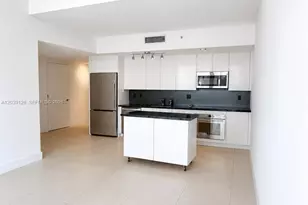 92 SW 3rd St, Miami, FL 33130 - Photo 5