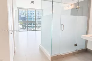 92 SW 3rd St, Miami, FL 33130 - Photo 15