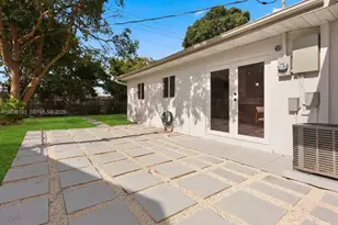 4410 NE 3rd Ave, Deerfield Beach, FL 33064 - Photo 25