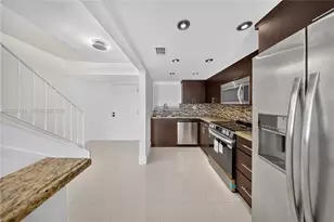 9351 Fontainebleau Blvd, Miami, FL 33172 - Photo 5