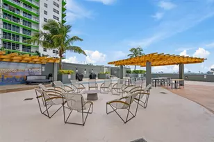 1750 N Bayshore Dr, Miami, FL 33132 - Photo 27