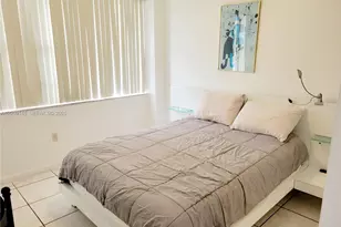 1300 NE Miami Gardens Dr, Miami, FL 33179 - Photo 3