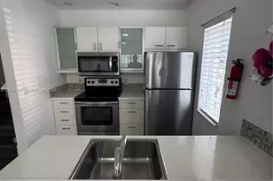 4006 Santa Maria Dr, Kissimmee, FL 34741 - Photo 3