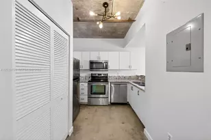 455 NE 25th St, Miami, FL 33137 - Photo 23