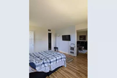 10120 Sunrise Lakes Blvd #110, Sunrise, FL 33322 - Photo 11