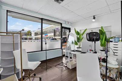 Laser and Electrolysis Clinic For Sale On Coral Way, Miami, FL 33165 - Photo 21