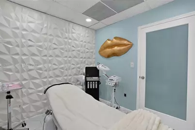 Laser and Electrolysis Clinic For Sale On Coral Way, Miami, FL 33165 - Photo 11