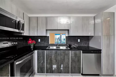 431 SE 3rd St #402, Dania Beach, FL 33004 - Photo 3