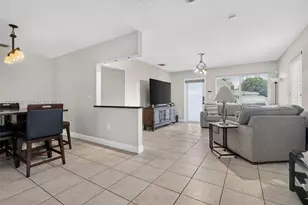 4585 E 9th Ln, Hialeah, FL 33013 - Photo 9