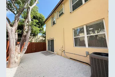 1720 NE 33rd Ave #102-5, Homestead, FL 33033 - Photo 29