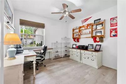 1522 NW 182nd Way, Pembroke Pines, FL 33029 - Photo 27