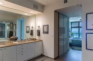 300 South Pointe Dr, Miami Beach, FL 33139 - Photo 17