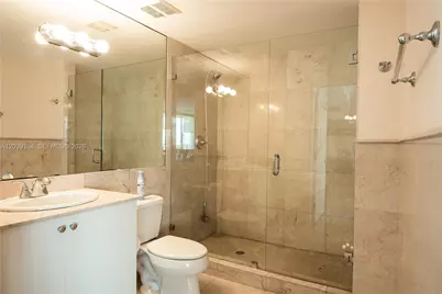 17555 Atlantic Blvd #UPH6, Sunny Isles Beach, FL 33160 - Photo 9