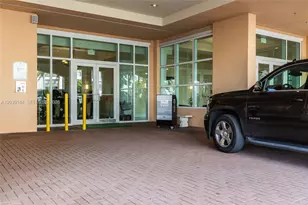 17555 Atlantic Blvd, Sunny Isles Beach, FL 33160 - Photo 15
