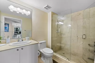 17555 Atlantic Blvd #708, Sunny Isles Beach, FL 33160 - Photo 33